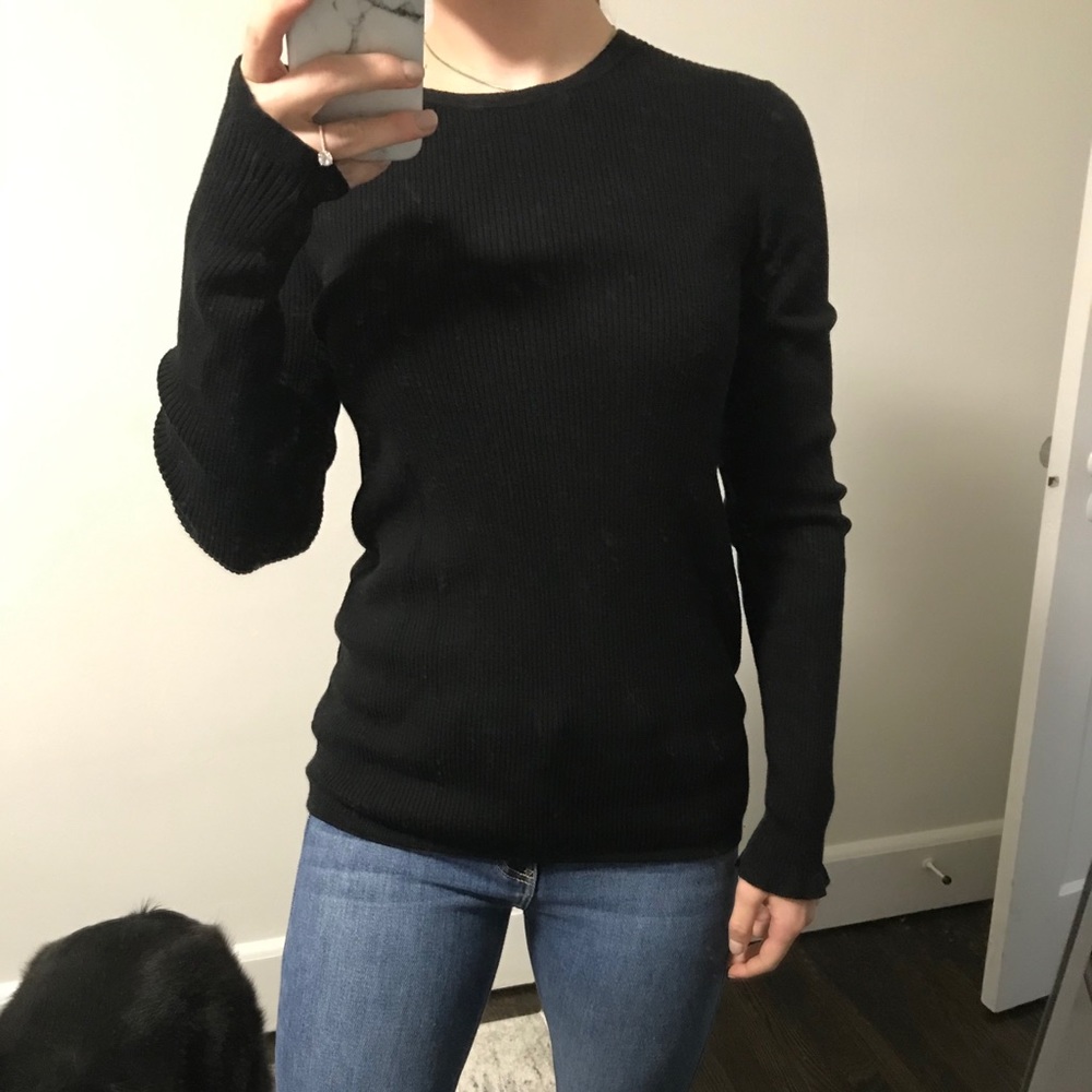 The GAP Ribbed Fitted Black Sweater